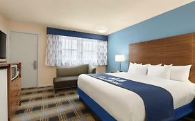 Travelodge Newport Area/middletown